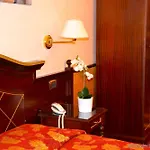 Invictus Hotel 3*