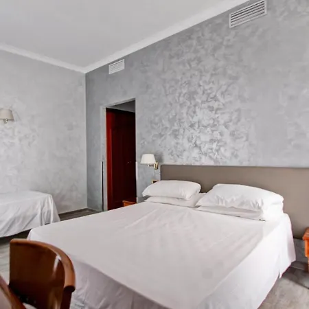 Hotel Invictus