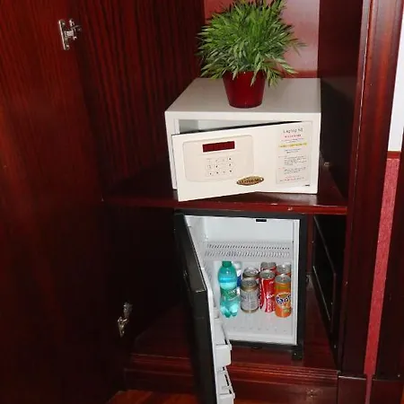 Invictus ホテル ローマ