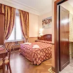 Hotel Invictus 3*