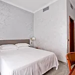Hotel Invictus Roma