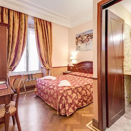 Hotel Invictus 3*